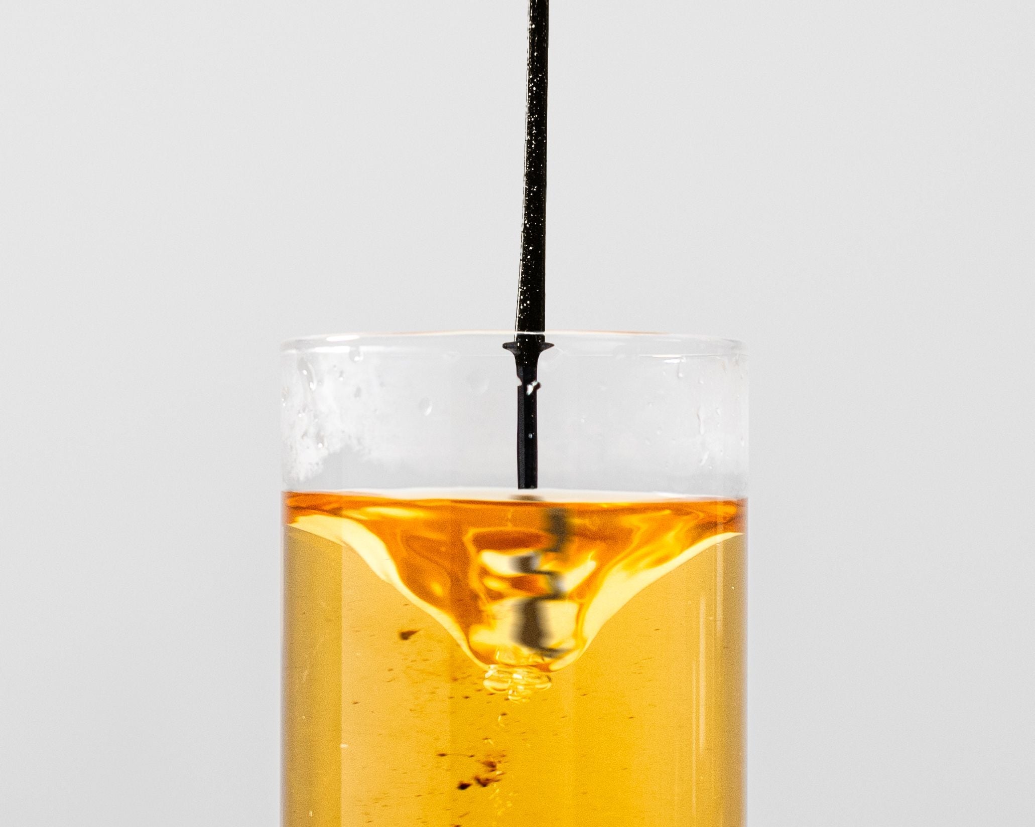 Organic Shilajit: 5 Reasons to Use It Daily